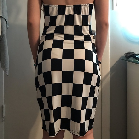 Halter Dress - Picture 7 of 9